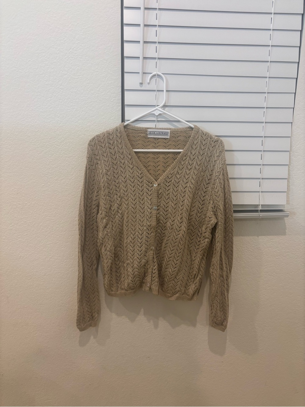Jessica Howard Beige V-Neck Knit Cardigan